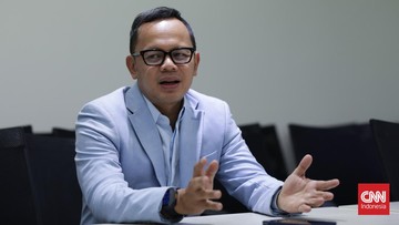 Wakil Menteri Dalam Negeri (Wamendagri) Bima Arya mengkritik Bupati Pekalongan Fadia Arafiq yang mengaku tidak paham hukum dan tata kelola pemerintahan daerah sehingga menjadi tersangka kasus dugaan korupsi. (CNN Indonesia/Safir Makki)