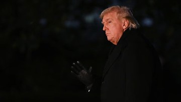 Eskalasi Tegang Timur Tengah: Donald Trump Kecewa Berat atas Serangan Israel ke Depo Minyak Iran