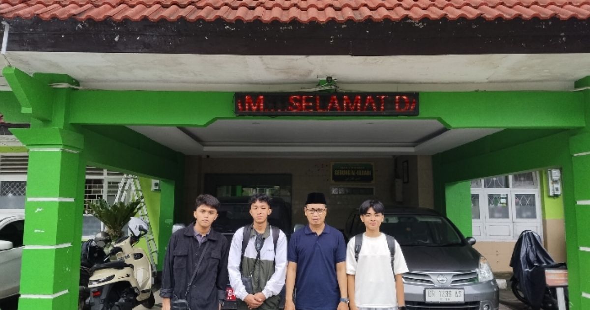 Sumber Hadi Berangkatkan Santri MANPK MAN 2 Mataram Ikuti Lomba Cerdas Cermat PANDAI Tingkat Nasional di Jakarta