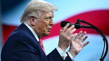 Ultimatum Trump: Pasukan AS Bertahan di Dekat Iran Hingga 