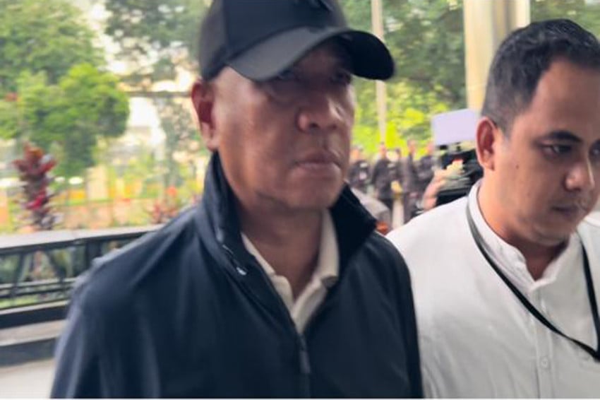 Gatut Sunu, Bupati Tulungagung Terjaring OTT KPK, Dugaan Kuat Terkait Pemerasan!