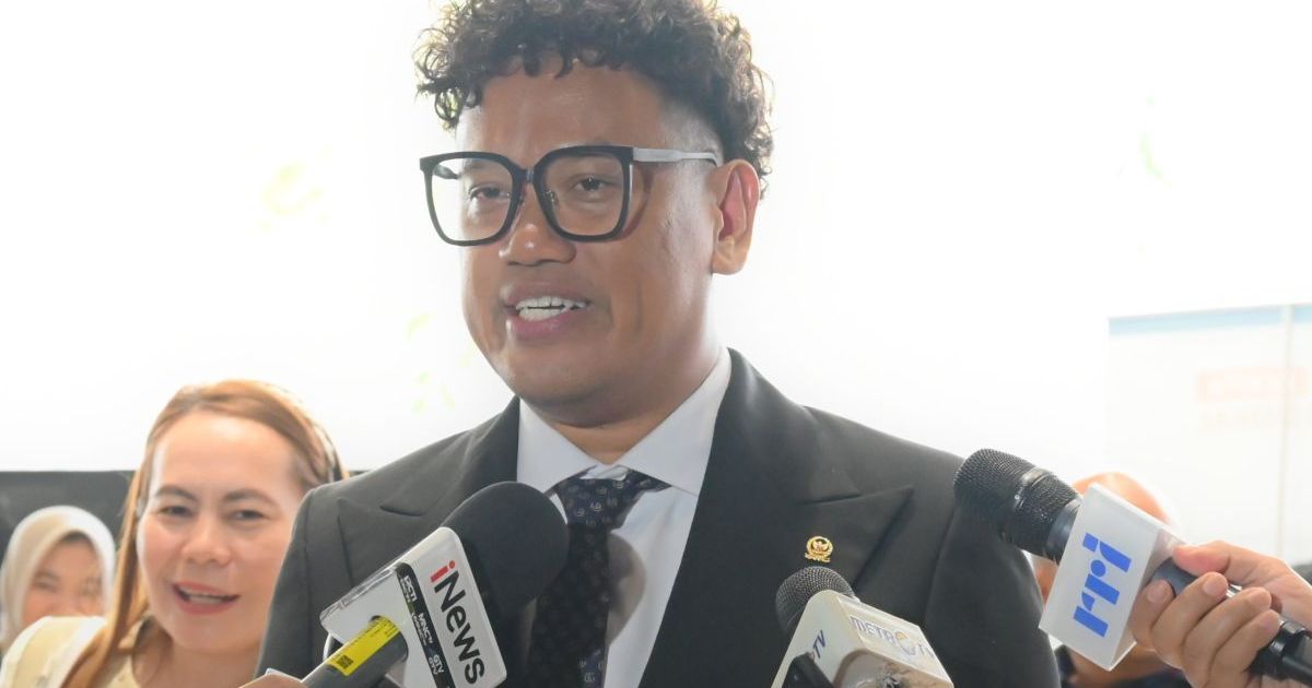 Uya Kuya Tempuh Jalur Hukum, Laporkan Hoaks “750 SPPG” ke Polda Metro Jaya