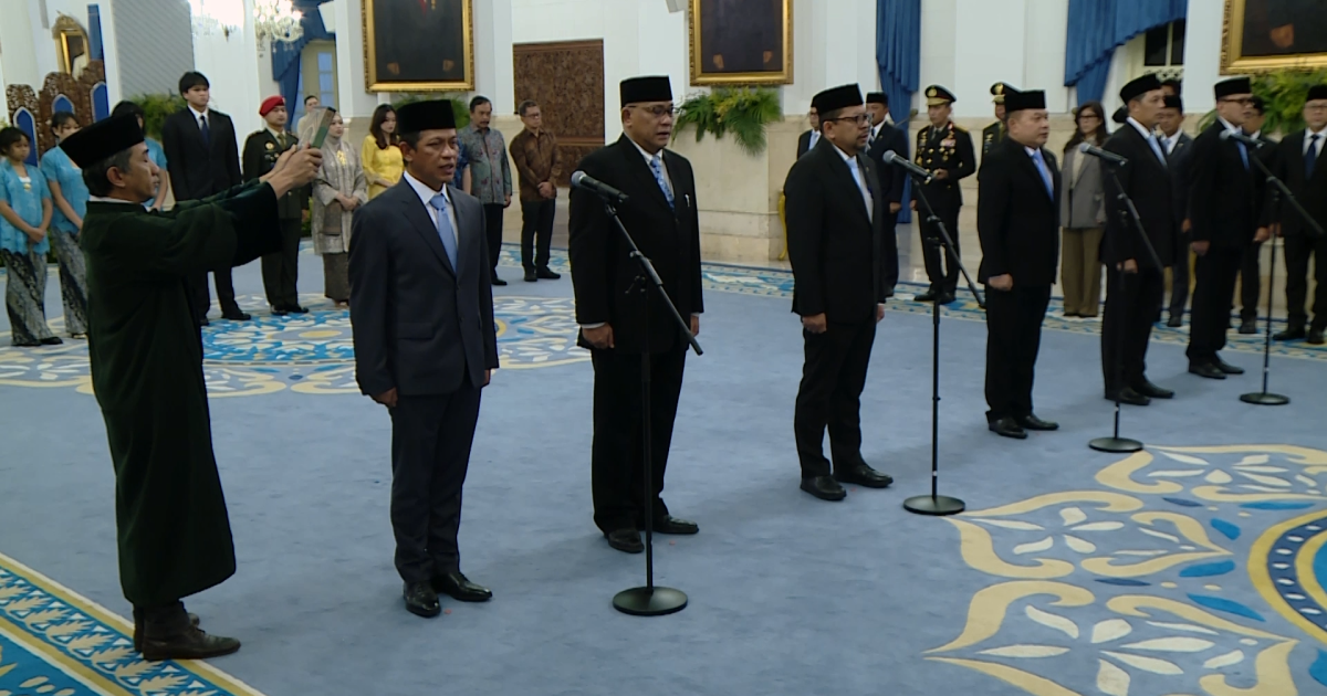 Pelantikan di istana( foto. Istimewa)
