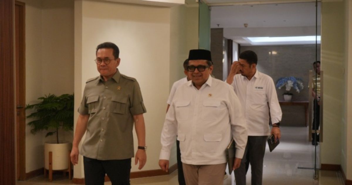 Kepala BPJPH & Mendag Bahas Implementasi Kewajiban Sertifikasi Halal Produk Ekspor-Impor