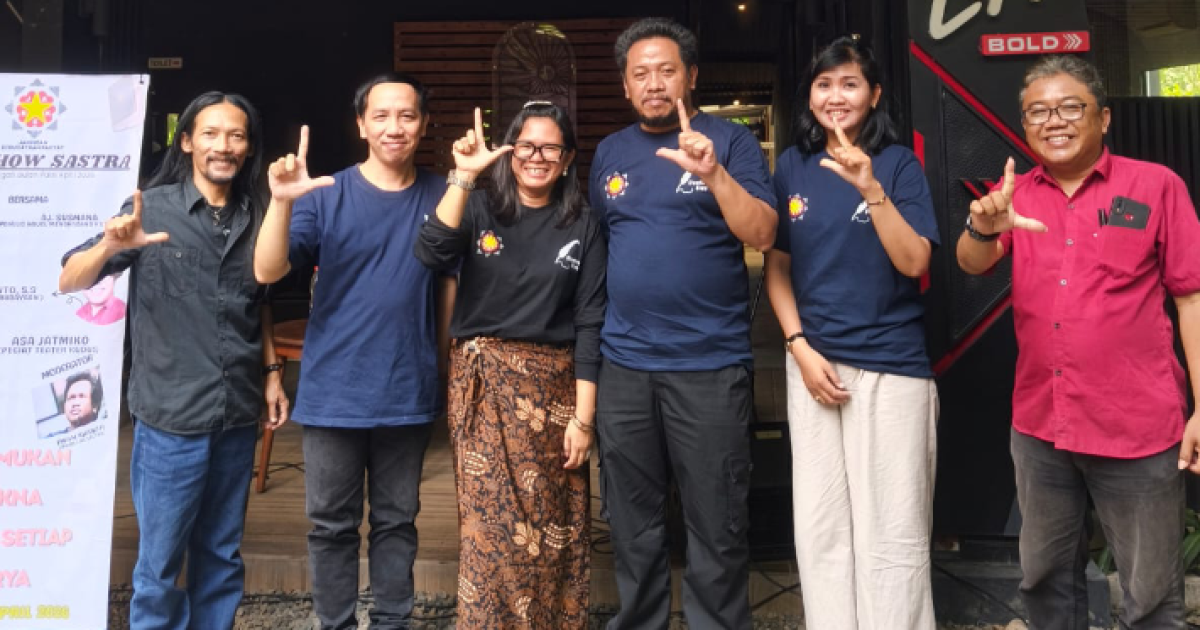 Sastra Jadi Ruang Dialog, JAKER Kudus Satukan Generasi di Bulan Puisi 2026