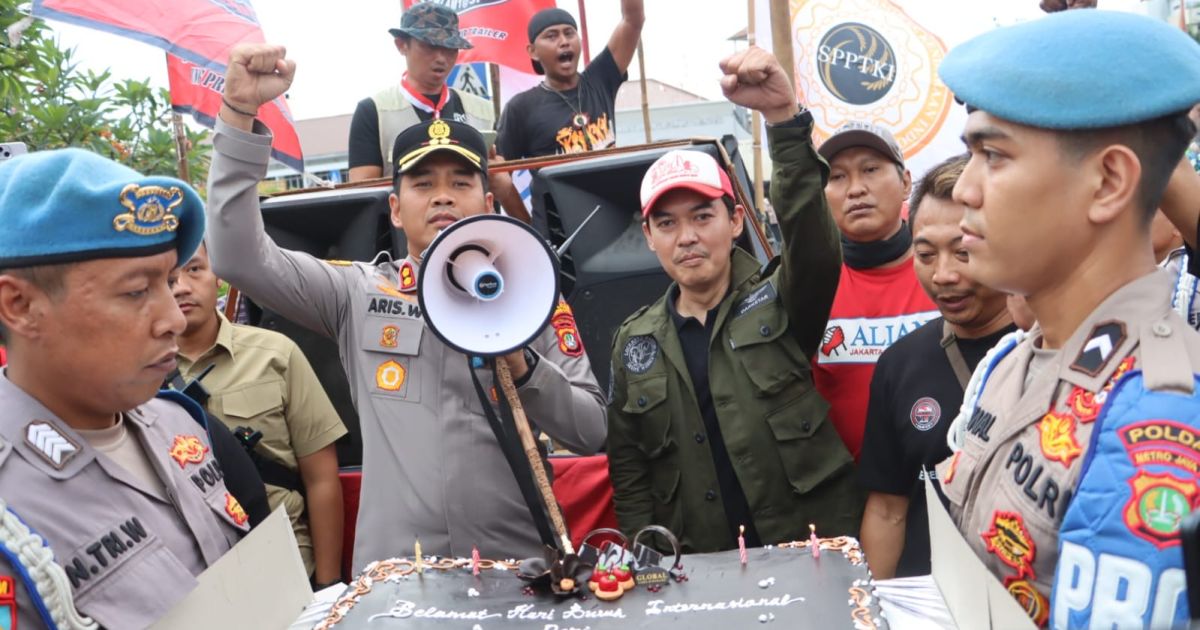Kejutan Hangat Polres Tanjung Priok untuk Pekerja Pelabuhan dalam Peringatan Hari Buruh Internasional 2026