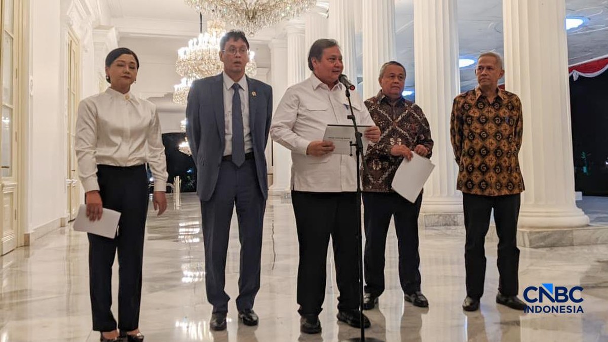 OJK Ungkap Kunci Pembalikan Arus Dana Asing ke Pasar Modal Pasca Pertemuan dengan Presiden