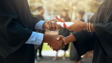 Kisah Inspiratif Siswi Binus Serpong Puncaki Seleksi Tujuh Universitas Bergengsi Dunia