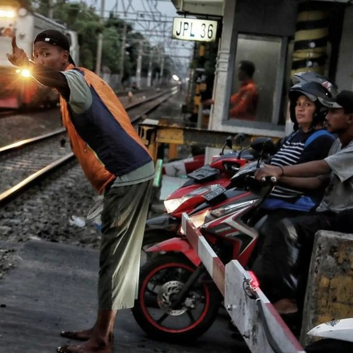 Dibuka Mei 2026, KAI Properti Cari Penjaga Perlintasan Jalur Kereta: Cek Syarat Tinggi Badan dan Ijazah