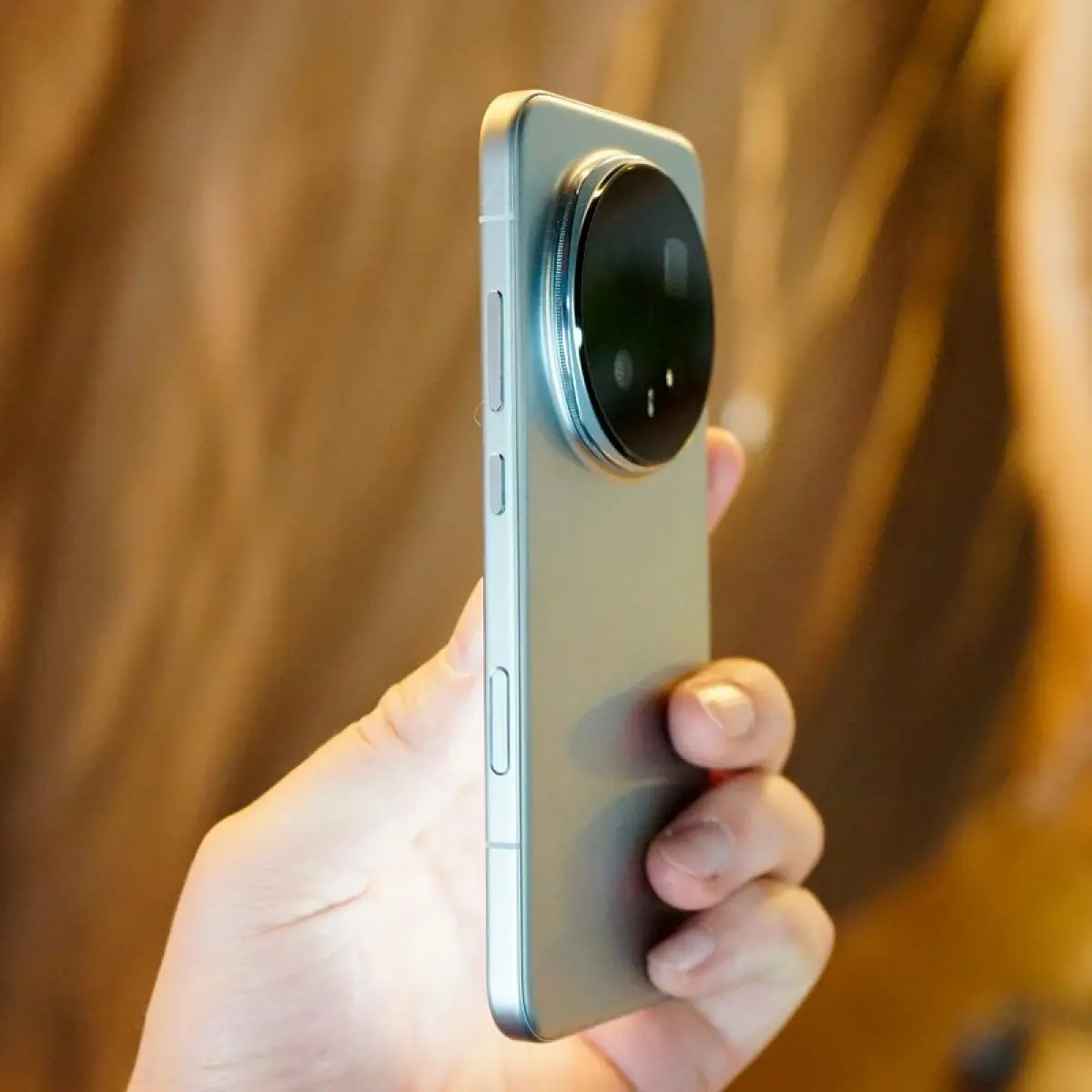 Vivo X300 Ultra Resmi Mengaspal di Indonesia, Bawa Chipset Snapdragon dan Keunggulan Optik ZEISS