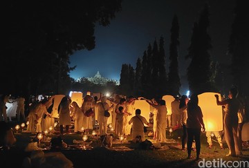 Borobudur Kembali Menjadi Pusat Peringatan Waisak Dunia, Menggali Nilai Sejarah Ritual Tri Suci