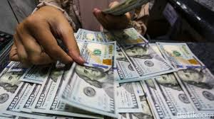 Rupiah Tertekan Kuat, Kurs Dolar AS Menyentuh Level Kritis Rp 17.966