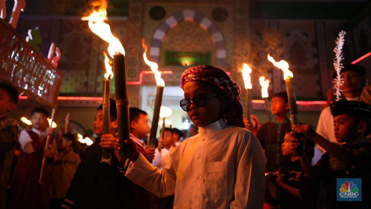 Memaknai Pergantian Tahun Hijriah 1 Muharram 1448 H: Momentum Introspeksi dan Harapan Umat Muslim